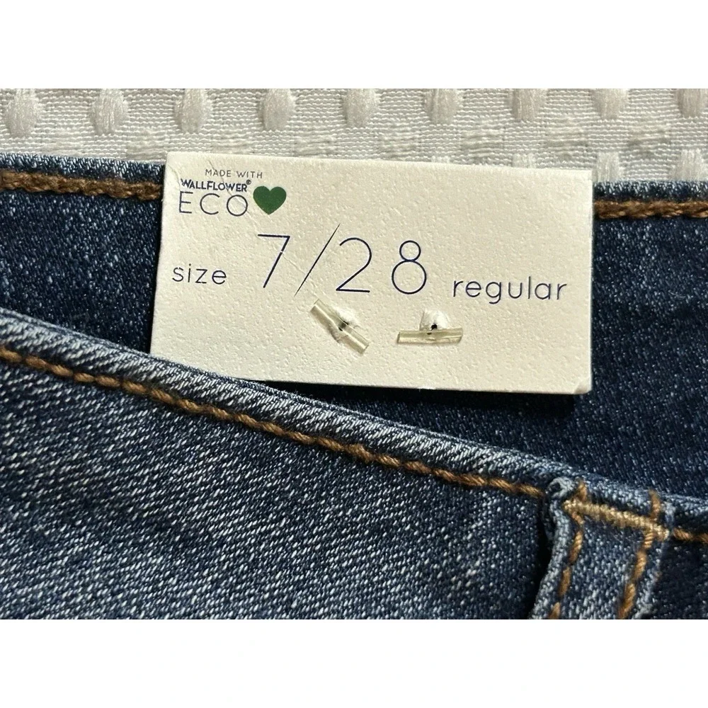 Wallflower NEW Flirty Curvy High Rise Junior Size 7 PIA Denim (28x27) Jeans NWT